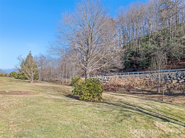 9 Whitted Road, Canton, NC 28716