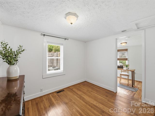 9 Whitted Road, Canton, NC 28716
