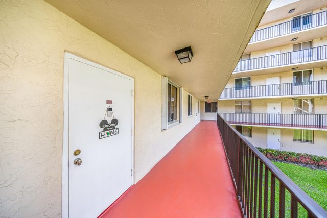 3249 Riverside D-202, Coral Springs, FL 33065