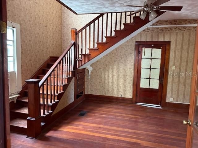 1600 E LAKEVIEW AVENUE, Eustis, FL 32726