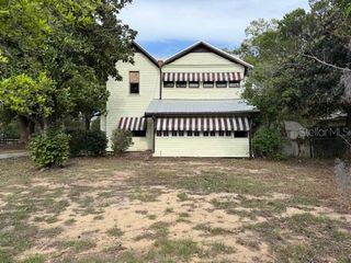 1600 E LAKEVIEW AVENUE, Eustis, FL 32726