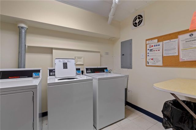 5 Bayard Rd 514, Shadyside, PA 15213