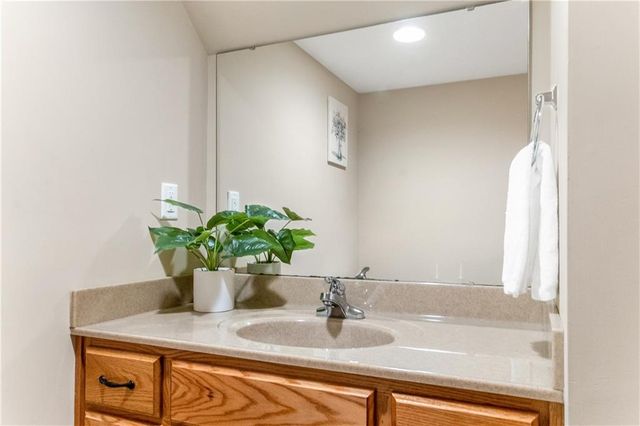 800 Raven Court, Belton, MO 64012