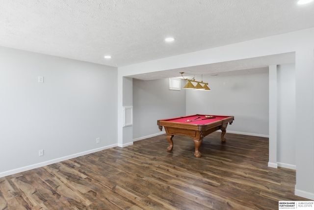 910 Joseph Drive, Papillion, NE 68046