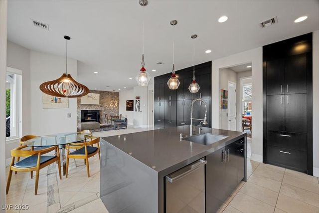 9001 Night Owl Court, Las Vegas, NV 89134