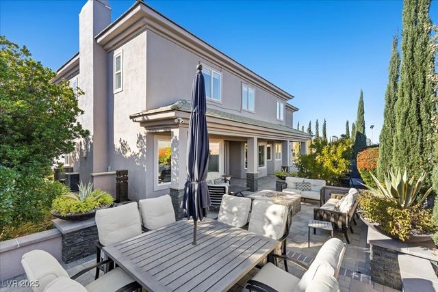 9001 Night Owl Court, Las Vegas, NV 89134