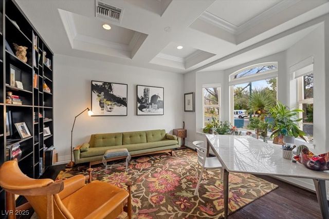 9001 Night Owl Court, Las Vegas, NV 89134