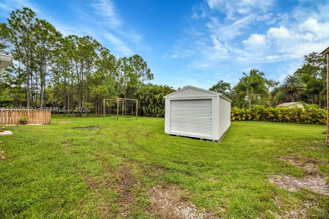 17107 N 84th Ct N, Loxahatchee, FL 33470