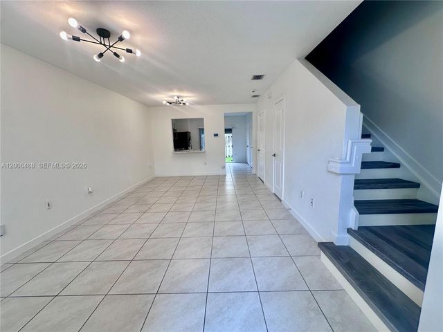 540 NE 5th Ln, Florida City, FL 33034