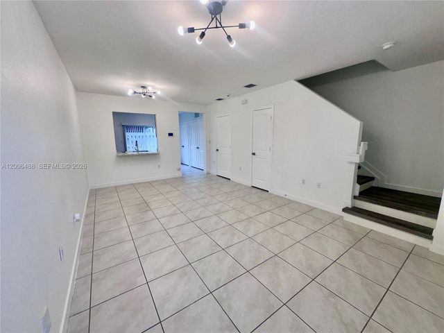 540 NE 5th Ln, Florida City, FL 33034