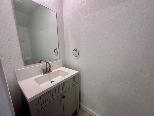 540 NE 5th Ln, Florida City, FL 33034