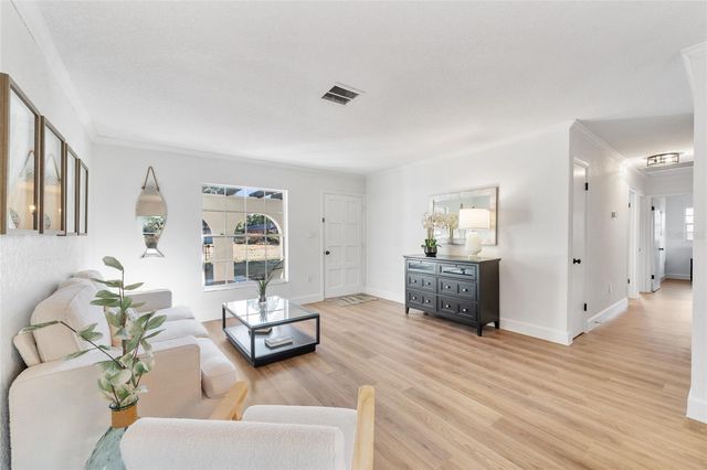 507 BATES AVENUE, Eustis, FL 32726