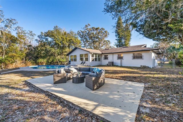 507 BATES AVENUE, Eustis, FL 32726