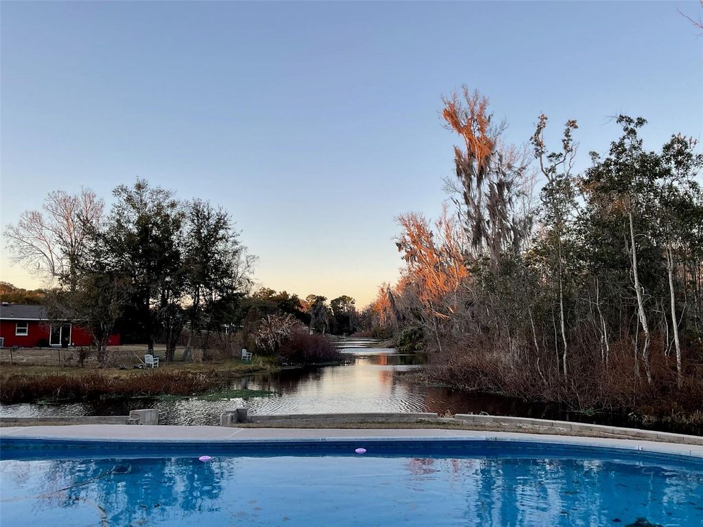 507 BATES AVENUE, Eustis, FL 32726