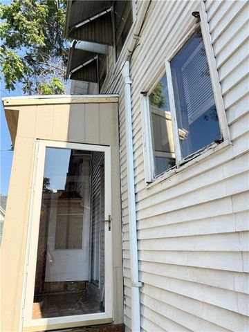 89 Curlew Street, Rochester, NY 14606
