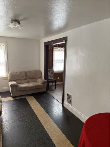 89 Curlew Street, Rochester, NY 14606