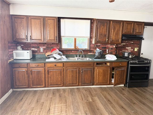 89 Curlew Street, Rochester, NY 14606