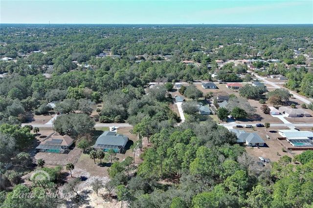 414 Lake AVE, Lehigh Acres, FL 33972