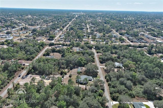 414 Lake AVE, Lehigh Acres, FL 33972