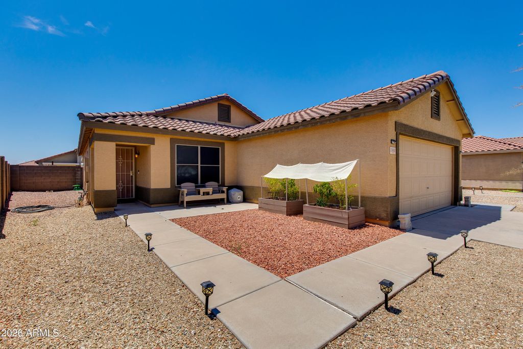15605 W CARIBBEAN Lane, Surprise, AZ 85379 — exterior