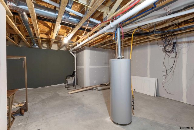 7358 S 185 Street, Omaha, NE 68136