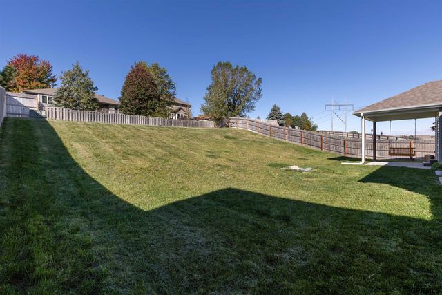 7358 S 185 Street, Omaha, NE 68136