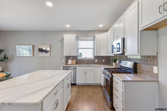 7358 S 185 Street, Omaha, NE 68136