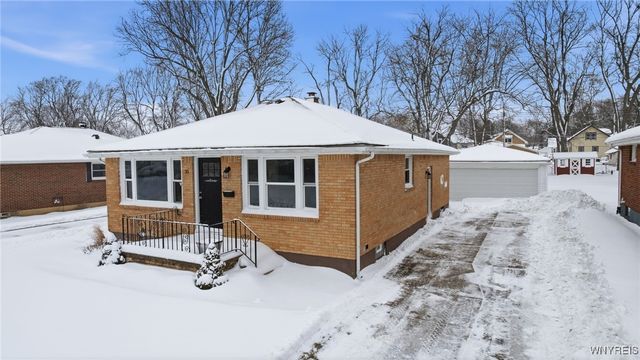 35 Jasmine Avenue, West Seneca, NY 14224