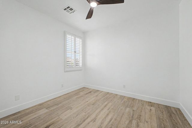 5776 W ALICE Avenue, Glendale, AZ 85302