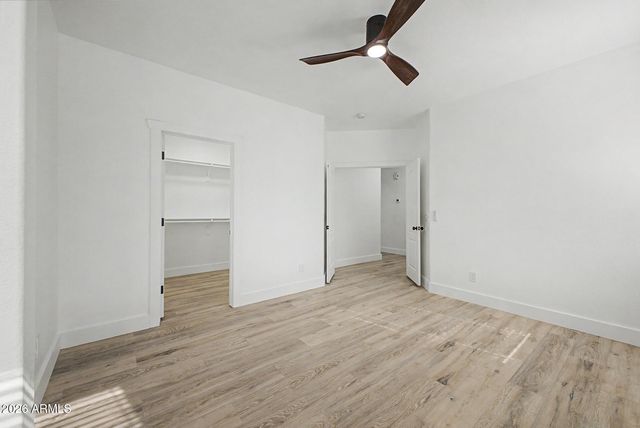 5776 W ALICE Avenue, Glendale, AZ 85302