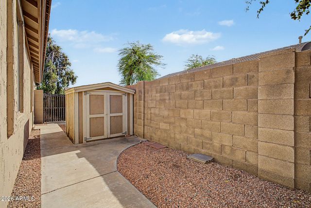 5776 W ALICE Avenue, Glendale, AZ 85302