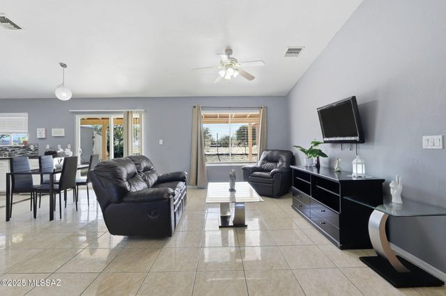 473 Alondra Court, Rio Rico, AZ 85648