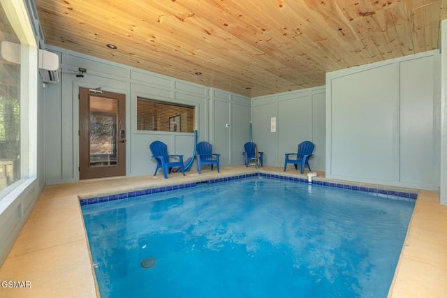 3181 Thomas Headrick Road, Sevierville, TN 37862