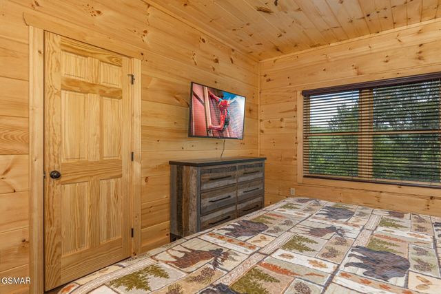 3181 Thomas Headrick Road, Sevierville, TN 37862