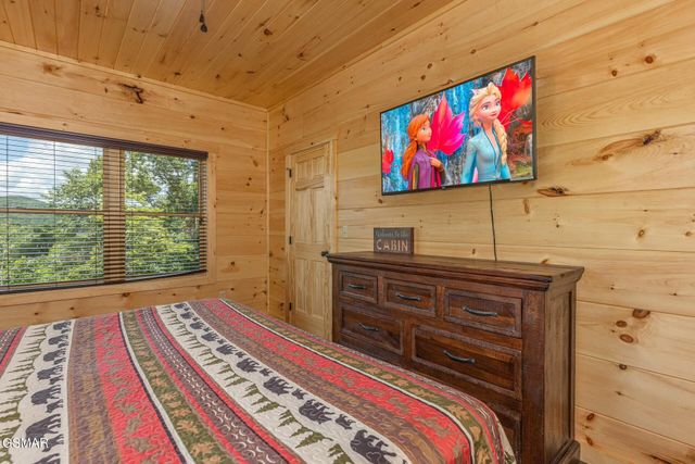 3181 Thomas Headrick Road, Sevierville, TN 37862