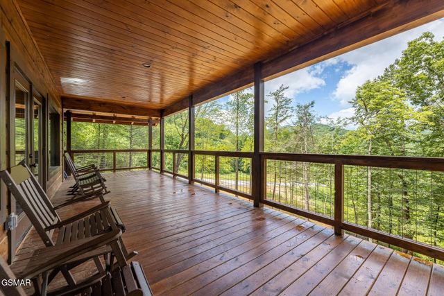 3181 Thomas Headrick Road, Sevierville, TN 37862