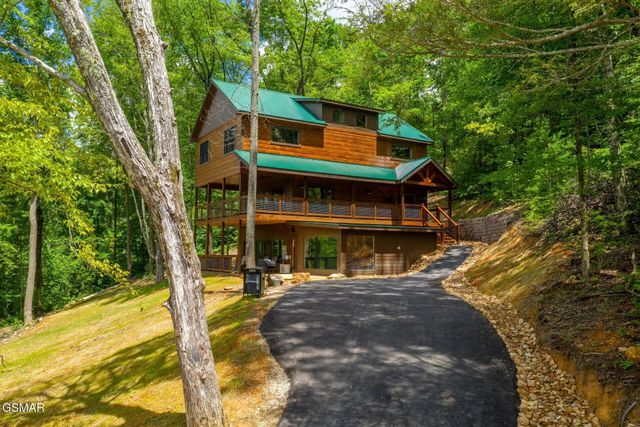 3181 Thomas Headrick Road, Sevierville, TN 37862