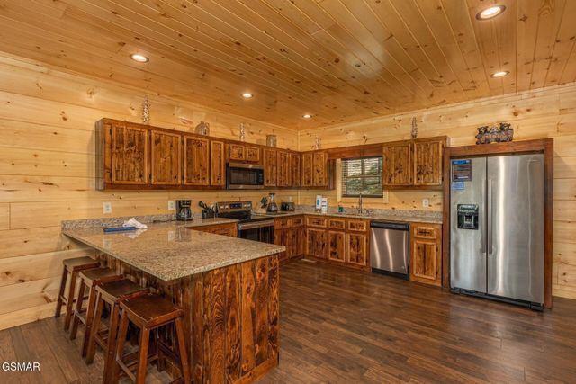 3181 Thomas Headrick Road, Sevierville, TN 37862