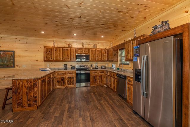 3181 Thomas Headrick Road, Sevierville, TN 37862