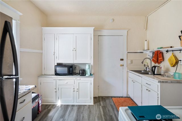 800 Harrison Street, Seattle, WA 98109
