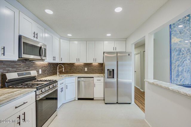 344 Danbury Lane 344, East Brunswick, NJ 08816