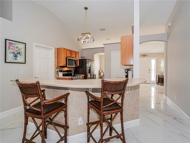 882 Jamaica Avenue, Sebastian, FL 32958