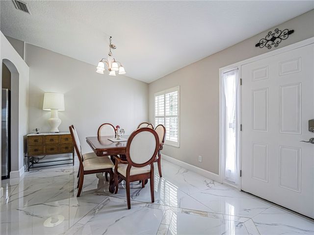 882 Jamaica Avenue, Sebastian, FL 32958