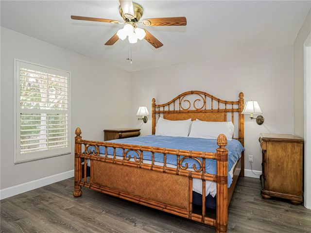 882 Jamaica Avenue, Sebastian, FL 32958