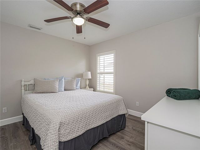 882 Jamaica Avenue, Sebastian, FL 32958