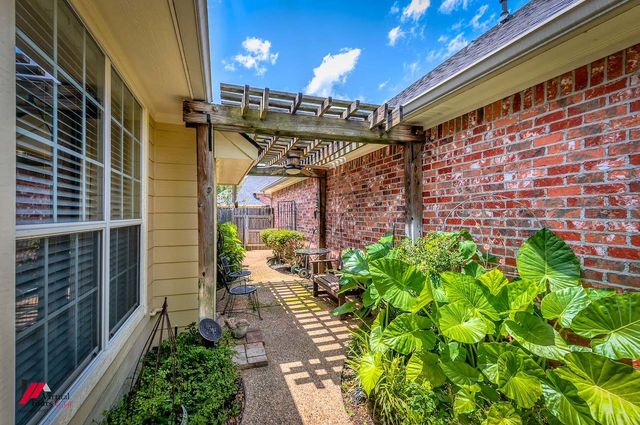 165 Grey Eagle Drive, Shreveport, LA 71115