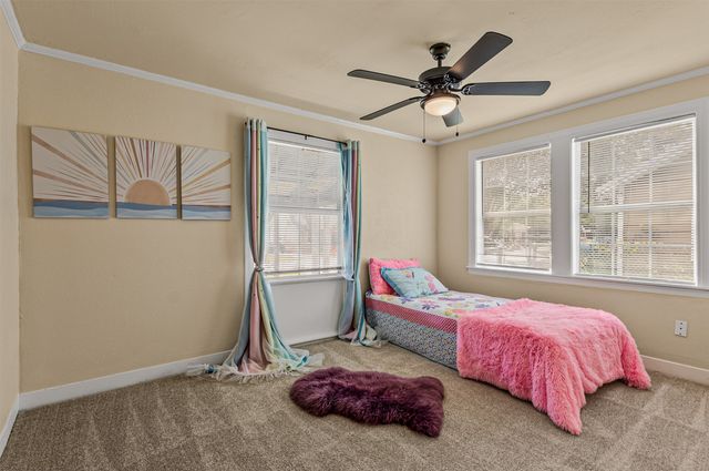 915 N Virginia Street, Terrell, TX 75160