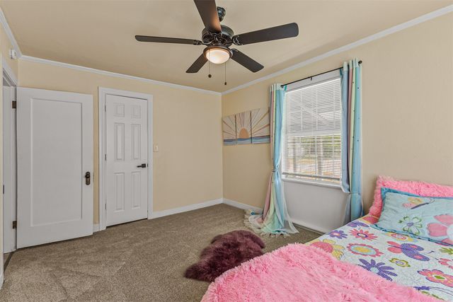 915 N Virginia Street, Terrell, TX 75160