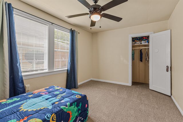 915 N Virginia Street, Terrell, TX 75160