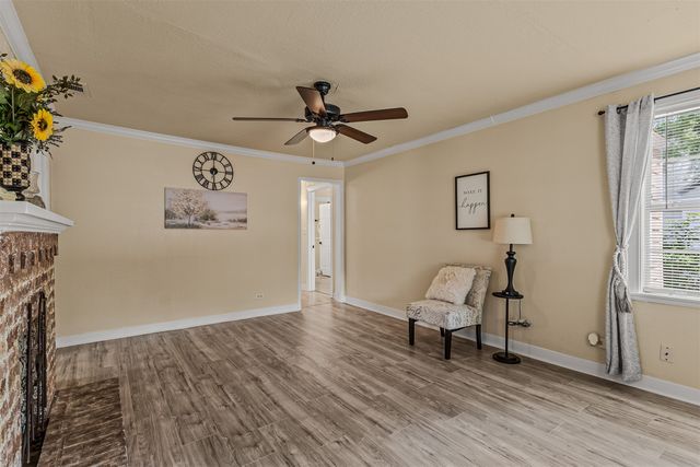 915 N Virginia Street, Terrell, TX 75160